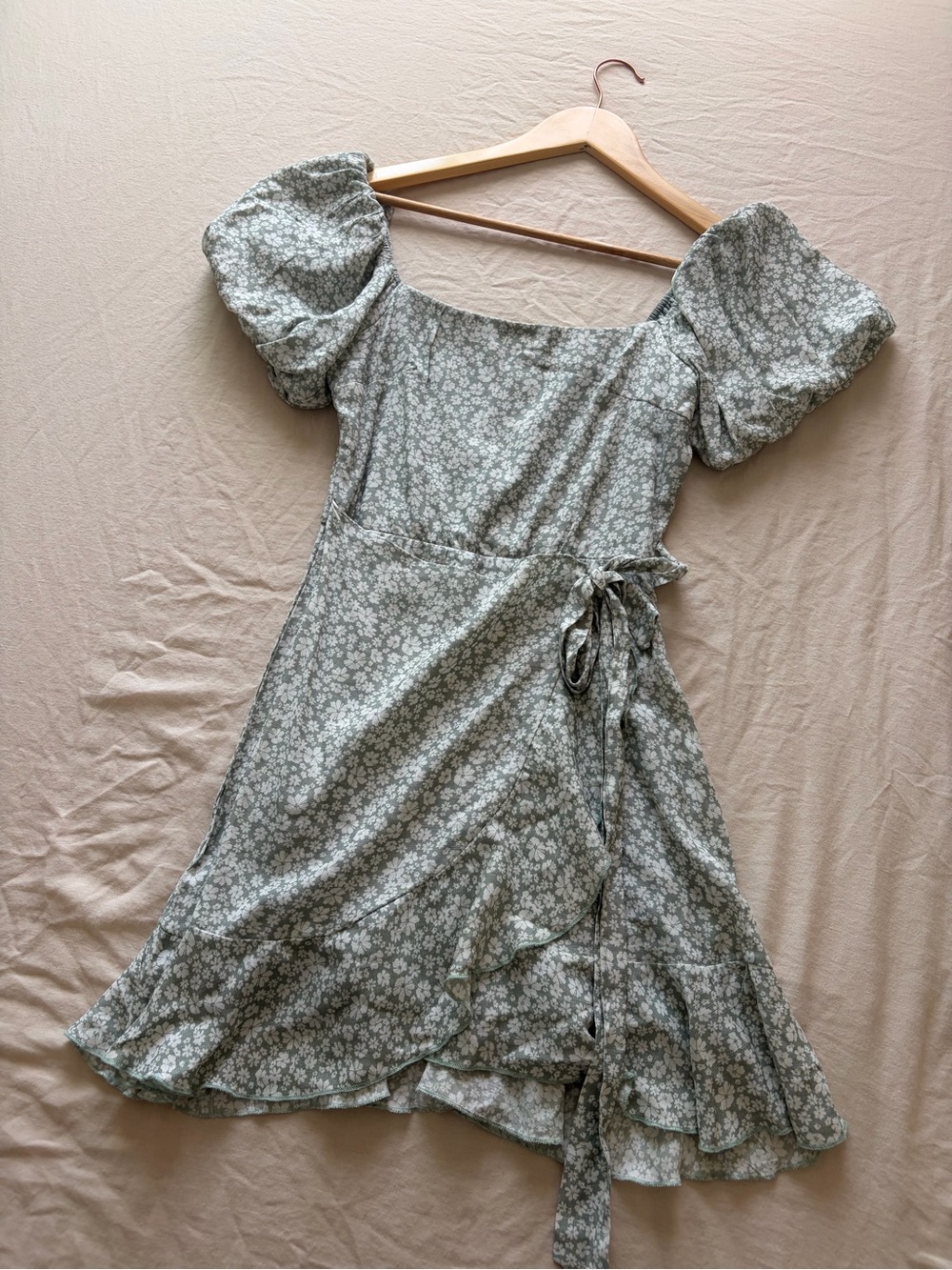 Floral Puff Sleeve Wrap Dress in Sage